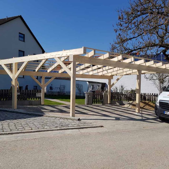 Zimmerei und Holzhausbau Hans Heigl in Schweitenkirchen.