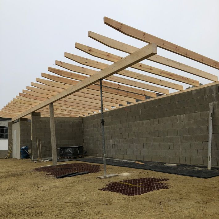Zimmerei und Holzhausbau Hans Heigl in Schweitenkirchen.