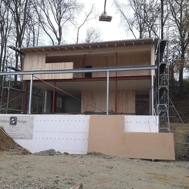 Holzhäuser von Zimmerei und Holzhausbau Hans Heigl in Schweitenkirchen