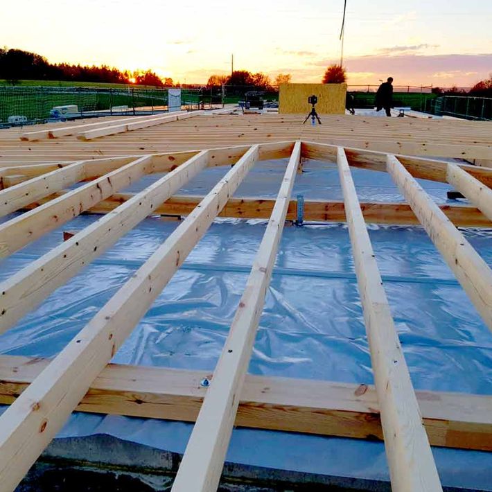 Zimmerei und Holzhausbau Hans Heigl in Schweitenkirchen.